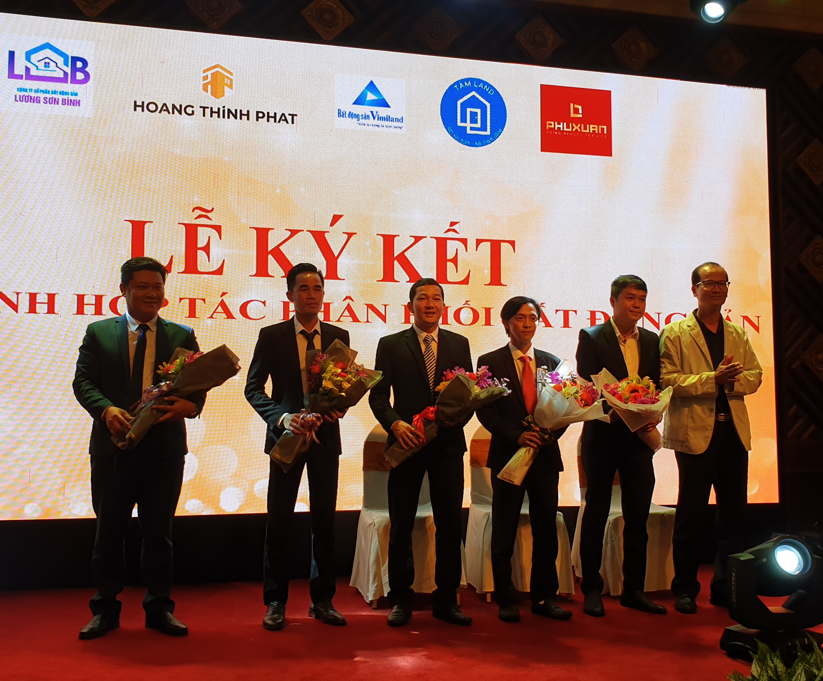 Ký kết liên minh hợp tác phân phối bất động sản