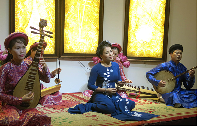 Xây dựng hồ sơ di sản ca Huế trình UNESCO