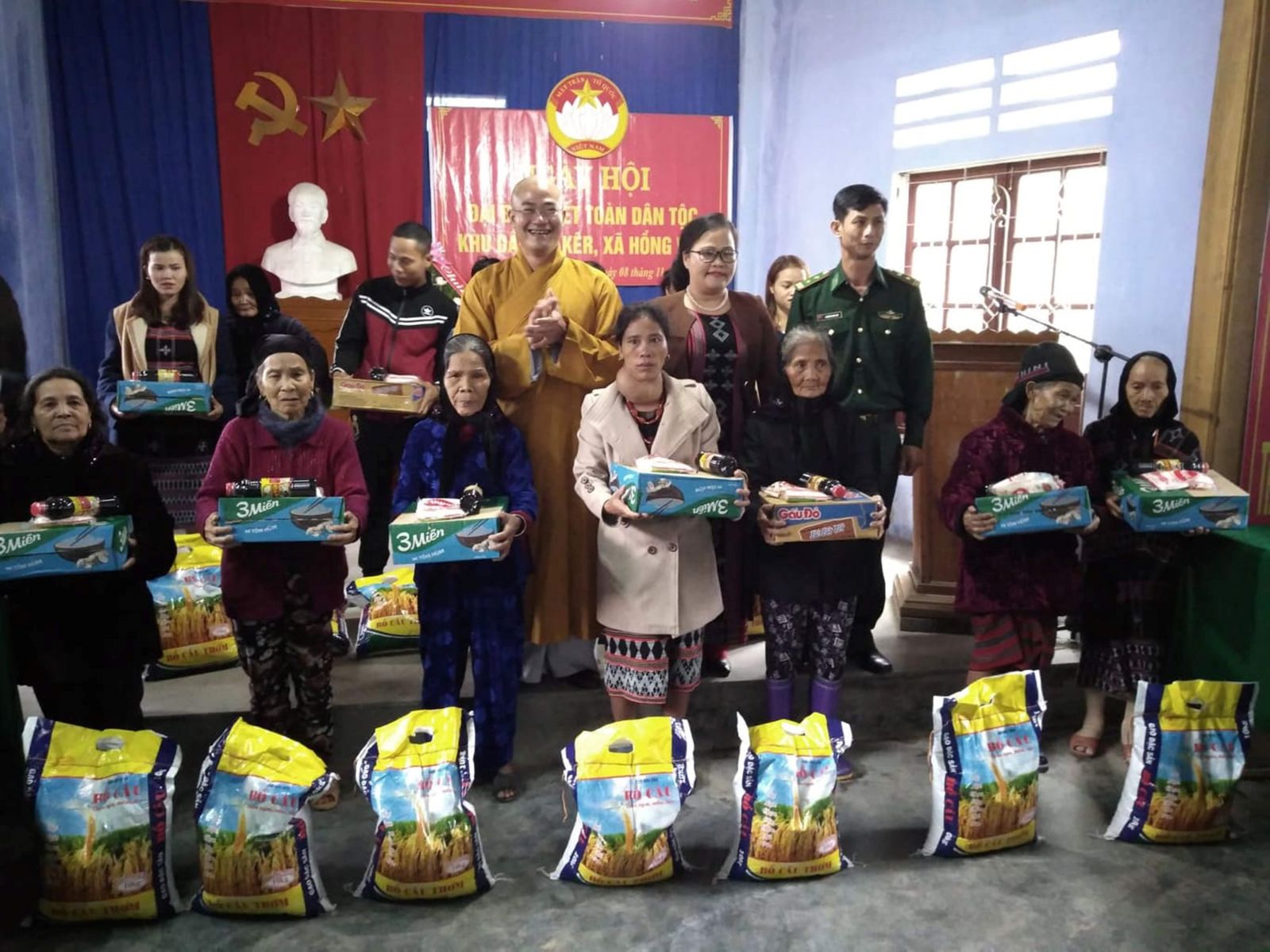 A Lưới, Phú Lộc tổ chức Ngày hội Đại đoàn kết toàn dân tộc