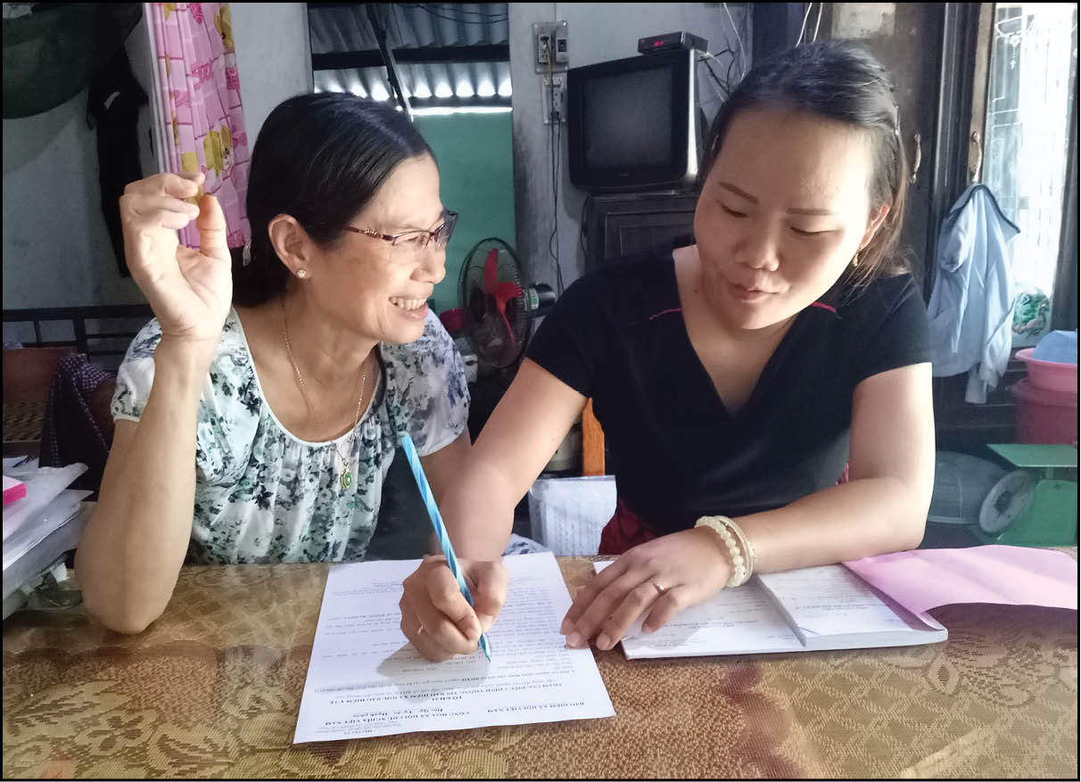 Đưa chính sách bảo hiểm y tế tới người dân