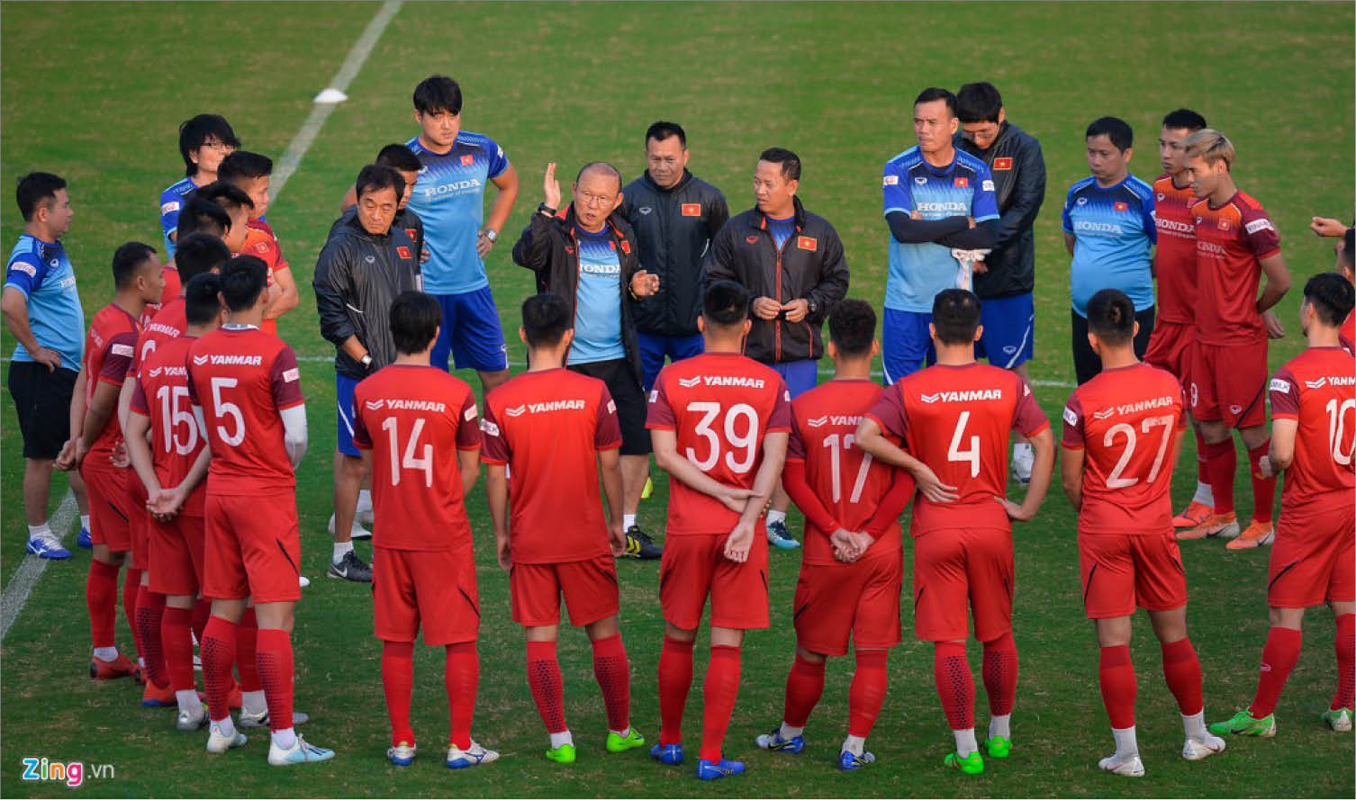 Vững tin vào tuyển Việt Nam