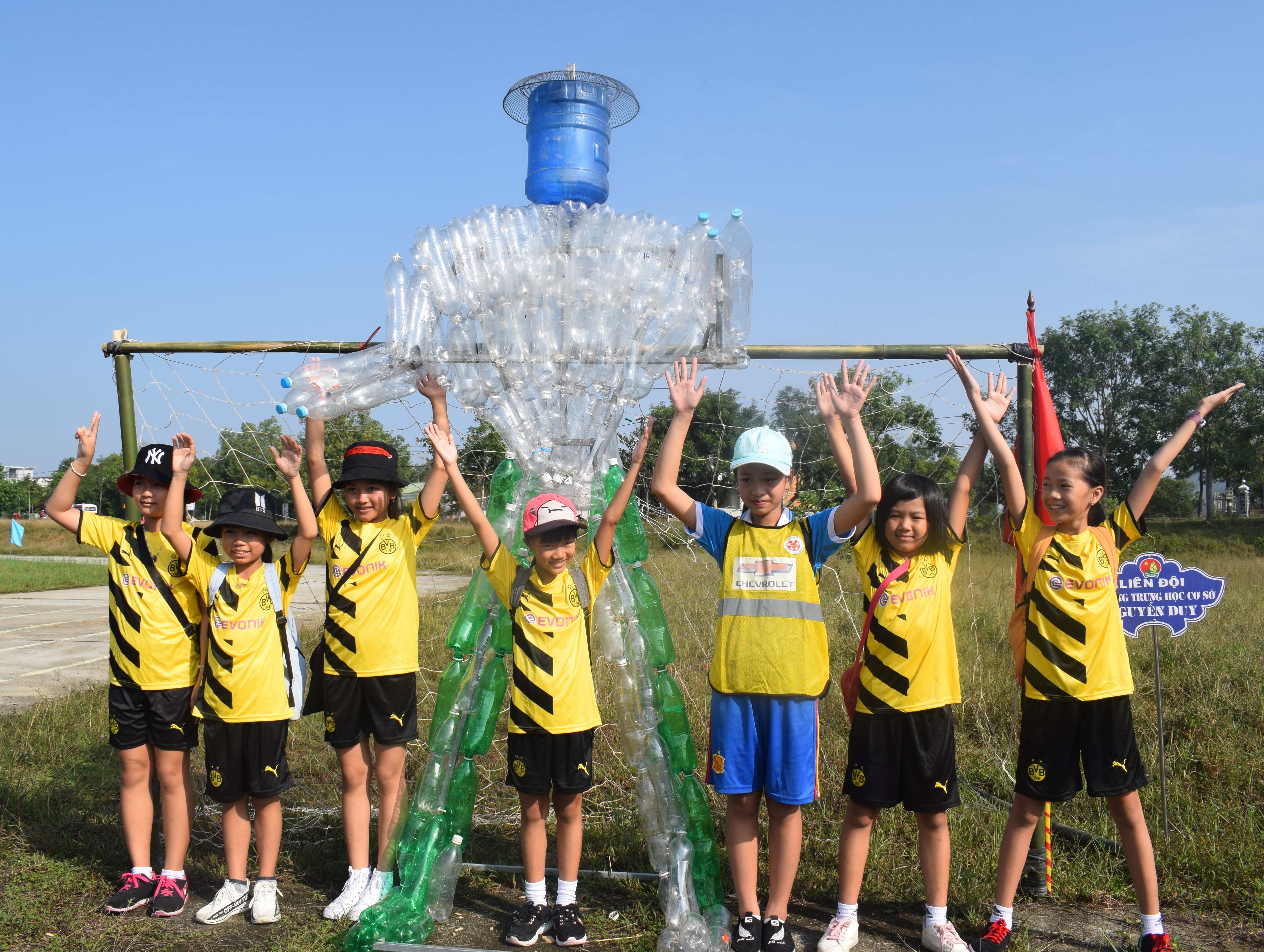 Ngày hội Bóng đá vui - Sân chơi bổ ích cho học sinh