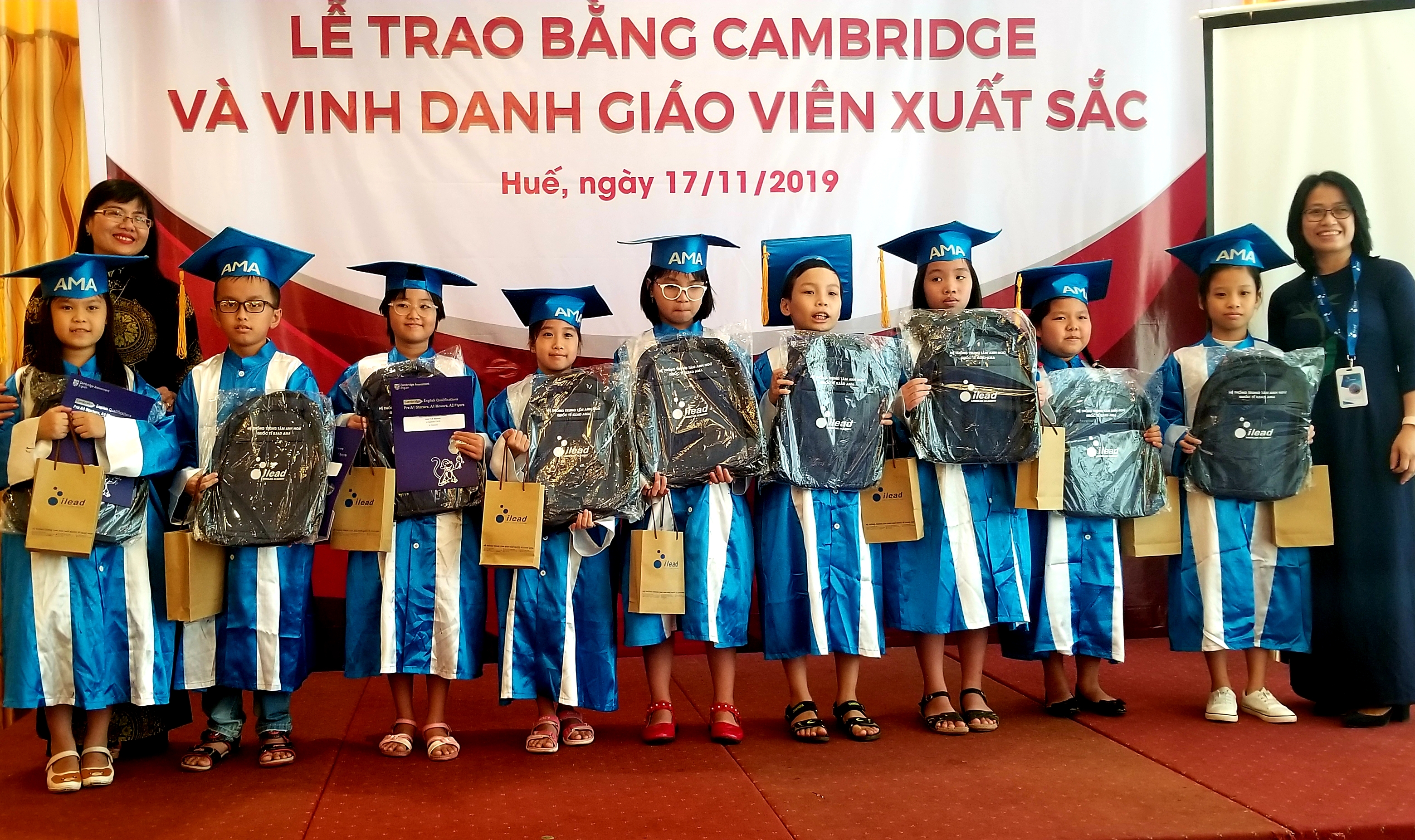 69 học viên được trao bằng Cambridge sau khi tham gia kỳ thi iLEAD AMA