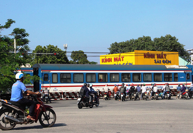 Để nút giao bắc cầu Dã Viên không còn là nỗi ám ảnh