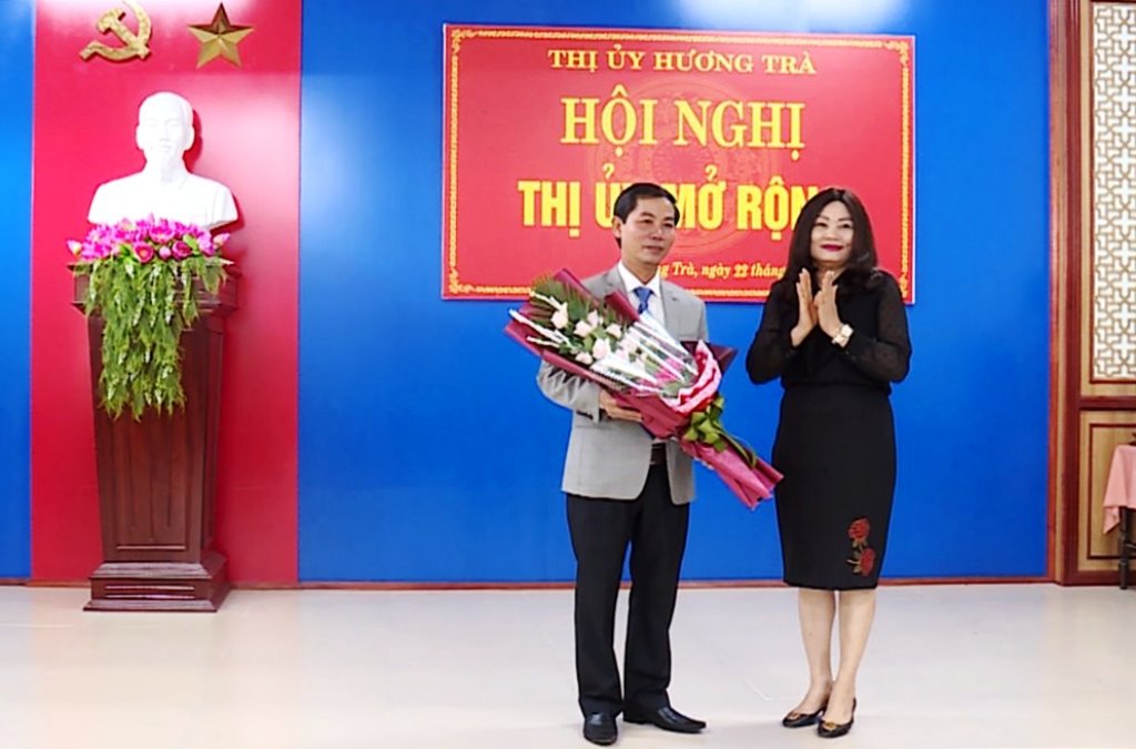 Ông Nguyễn Tài Tuệ được bầu làm Bí thư Thị ủy Hương Trà