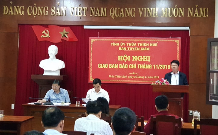 Thận trọng với những tin xấu trên mạng xã hội