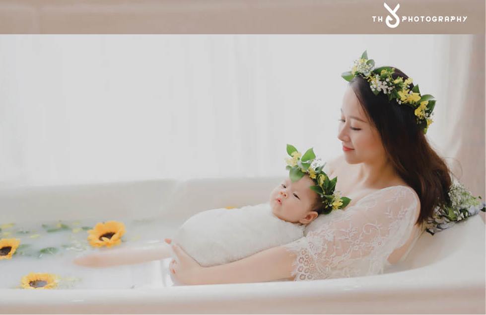“Nhật ký” của mẹ bầu và em bé bằng ảnh