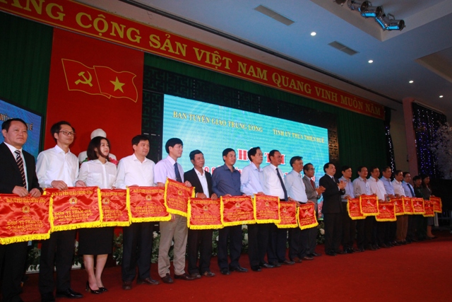 Tranh tài báo cáo viên giỏi khu vực II