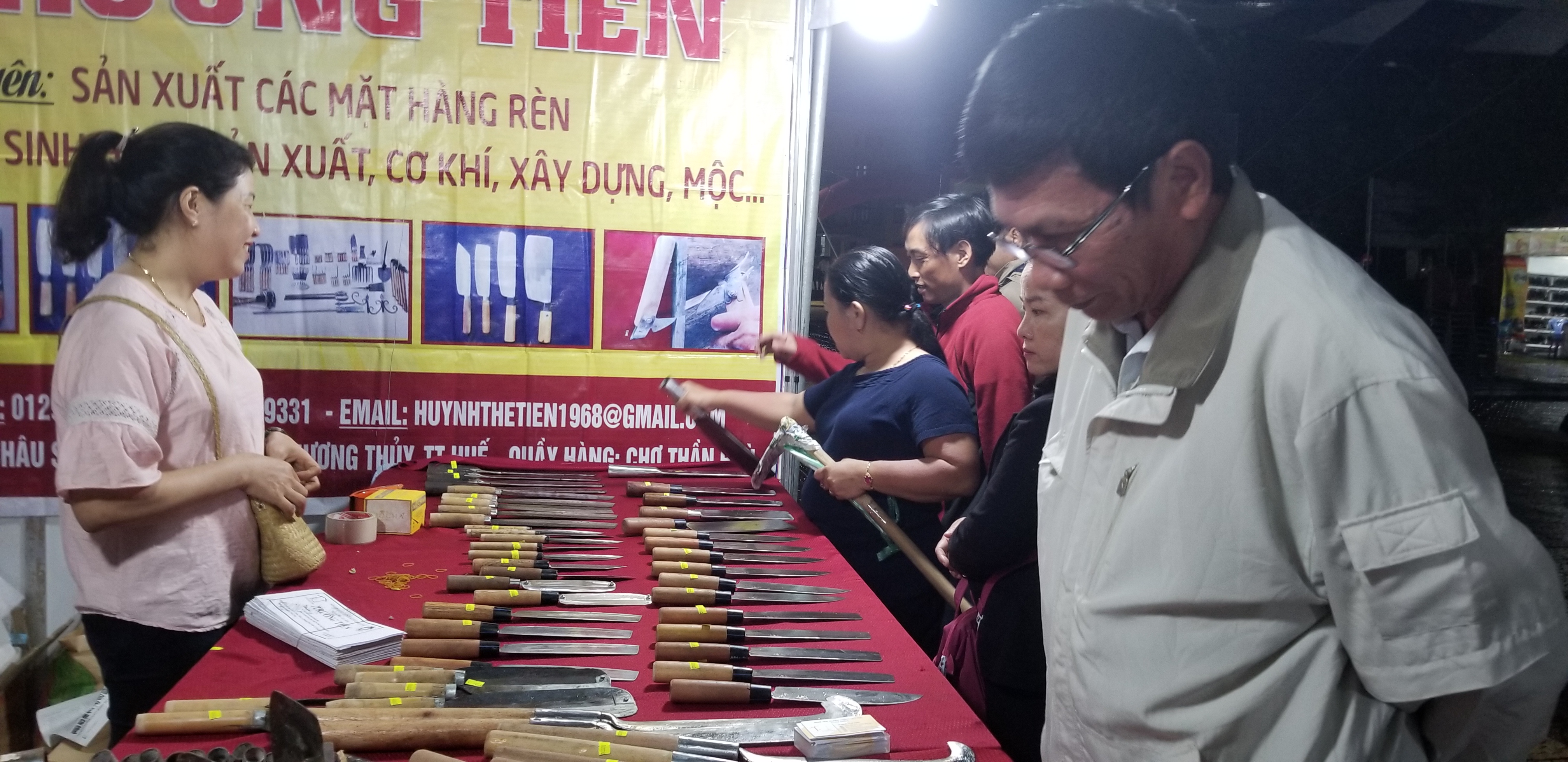 Hơn 450 doanh nghiệp tham gia chương trình khuyến mại