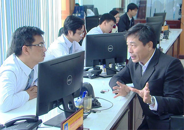 “4 tại chỗ” trong tiếp nhận, trả kết quả hành chính