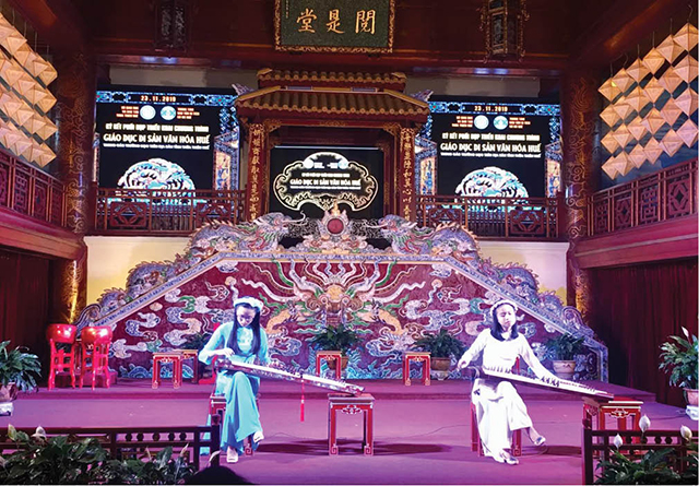 Giáo dục di sản trong trường học