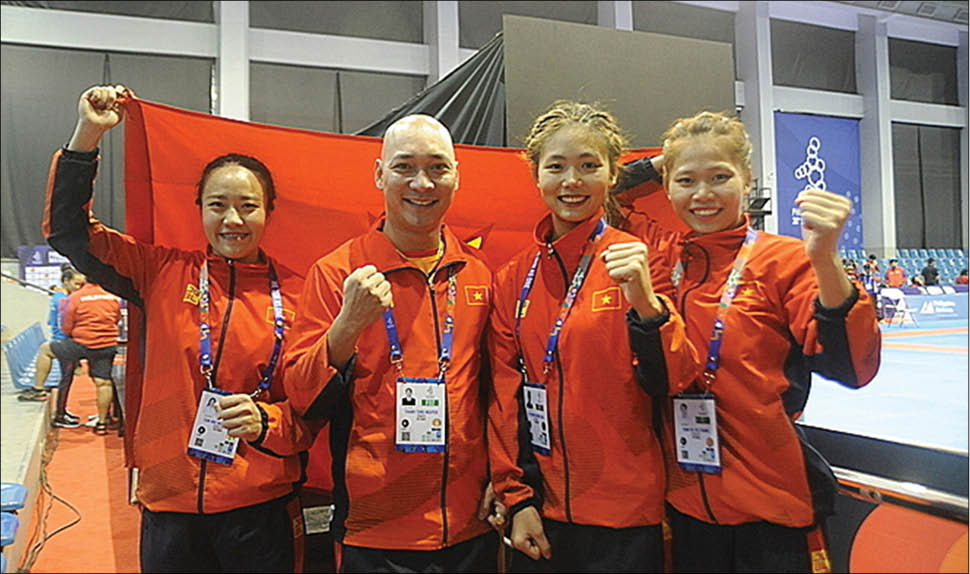 Môn đấu lạ ở “ao làng”