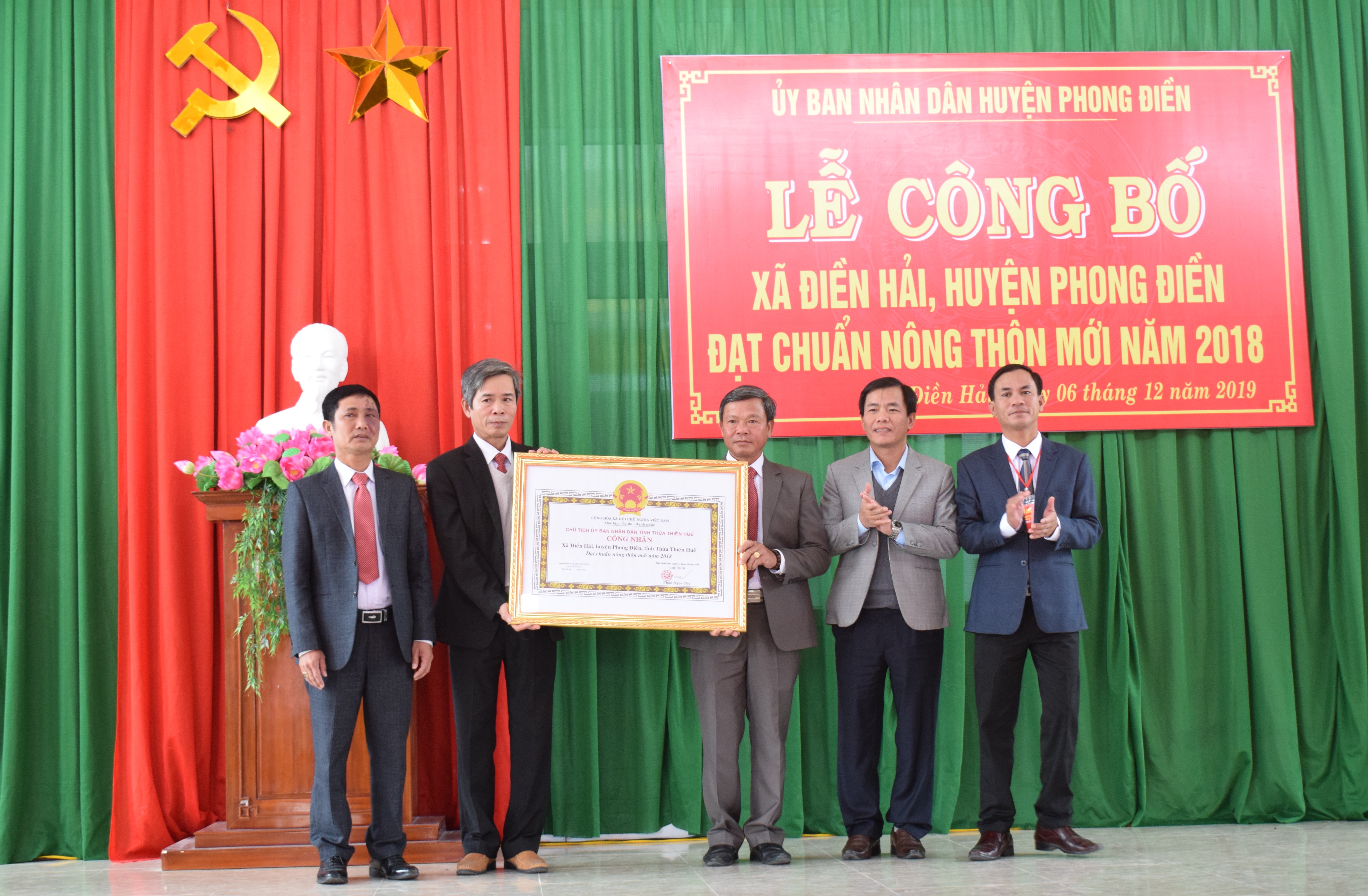 Điền Hải đón bằng công nhận xã đạt chuẩn nông thôn mới