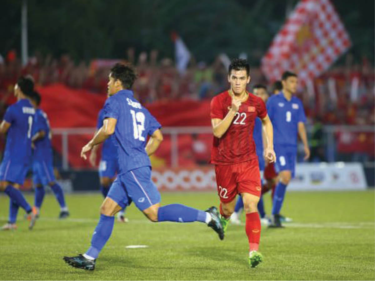 Đặt vé vào chung kết