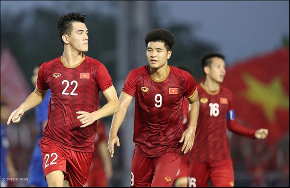 Cúp vàng không xa