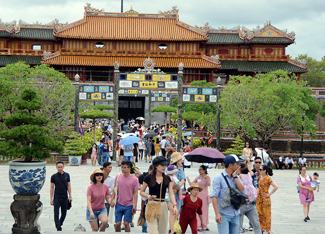 Cần có tour tuyến riêng