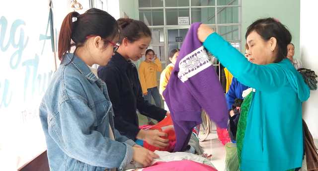 Đông ấm yêu thương