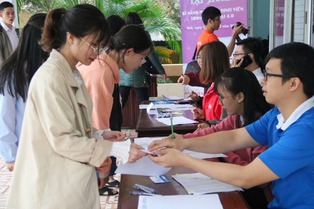 “Trang bị kỹ năng mềm giúp tiếp cận nhiều cơ hội thời đại 4 0”