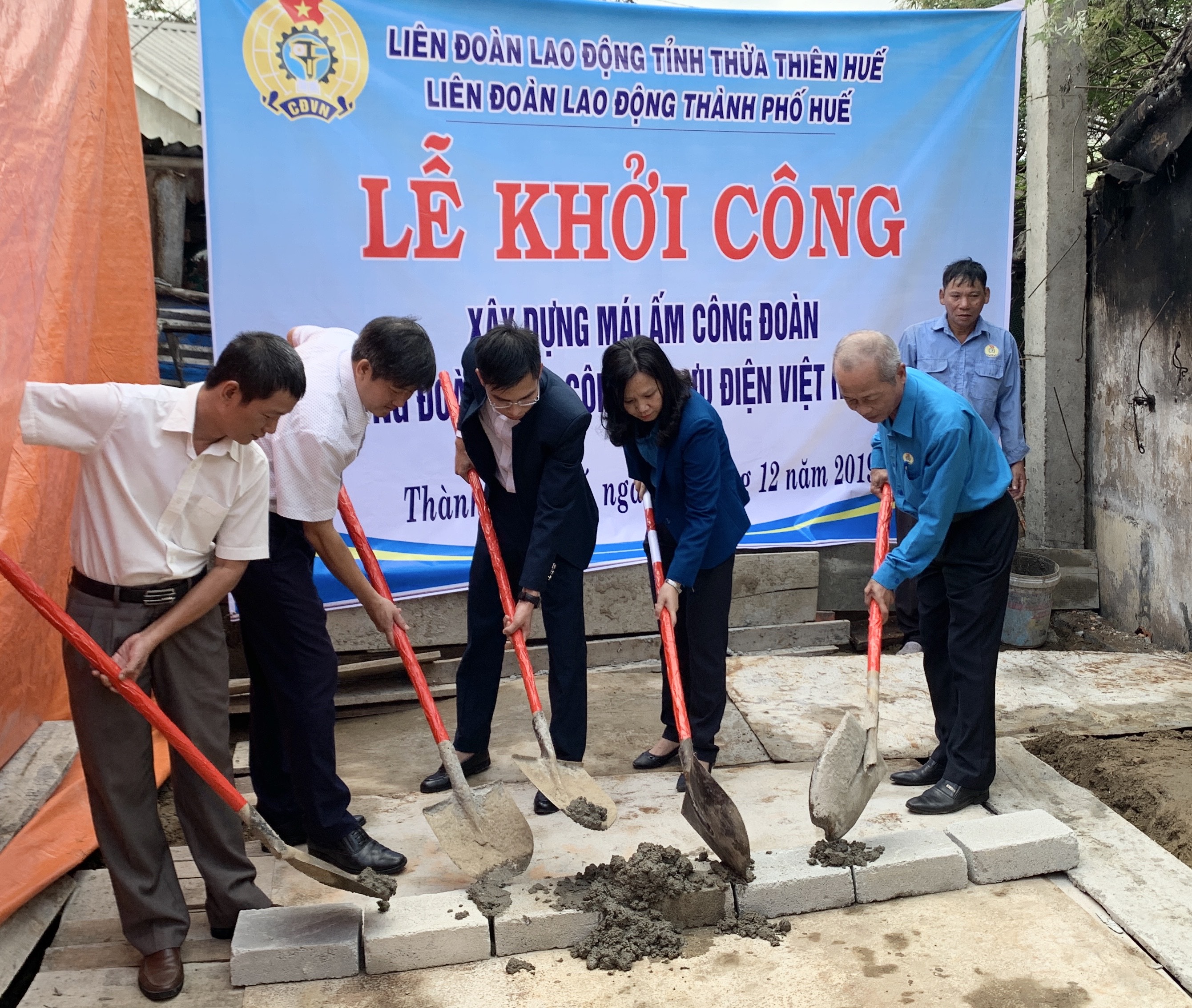 Khởi công xây dựng Mái ấm Công đoàn” cho anh Tống Anh Thành