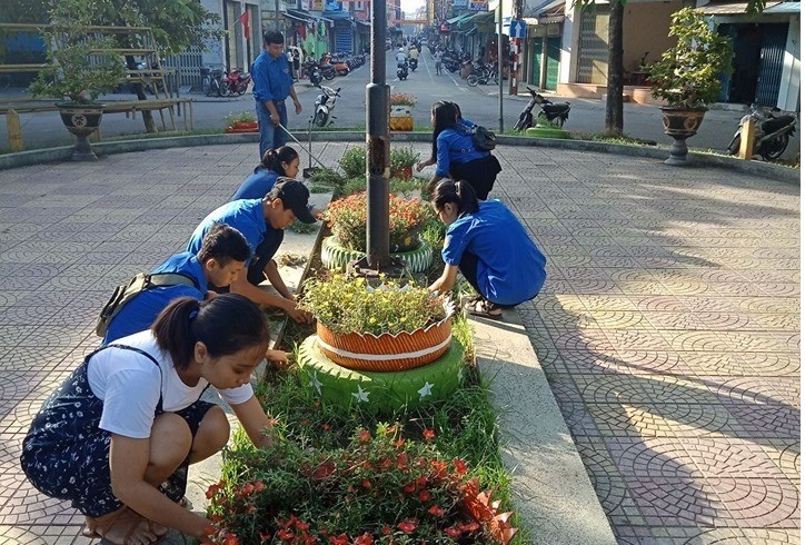 Thành Đoàn tổ chức hơn 700 đợt ra quân làm vệ sinh môi trường
