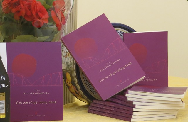 Ra mắt tập thơ “Gửi em cô gái đỏng đảnh” của nhà văn Nguyễn Quang Hà