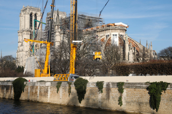 Lần đầu tiên trong 2 thế kỷ, nhà thờ Đức Bà Paris không tổ chức lễ Giáng sinh