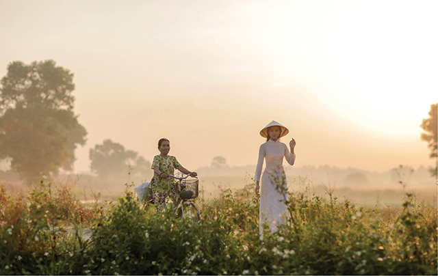 Ngắm Huế trên phim