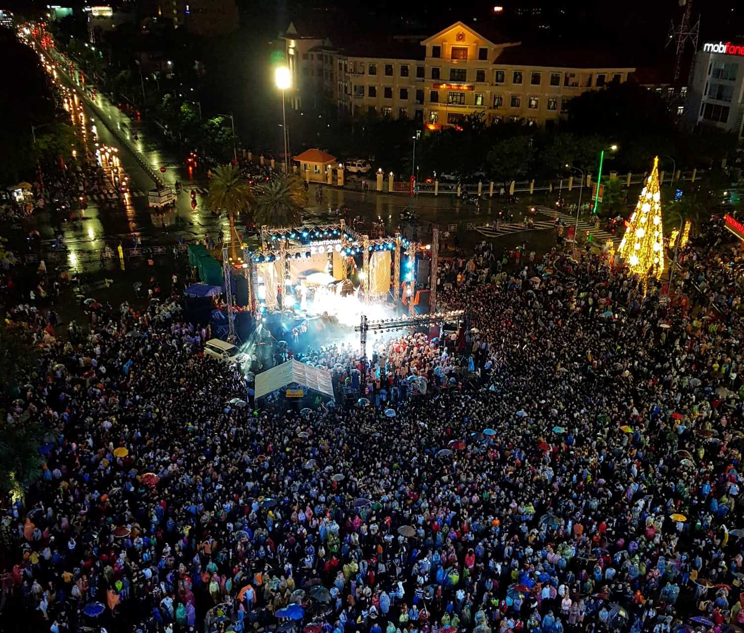 Hân hoan chào đón năm mới