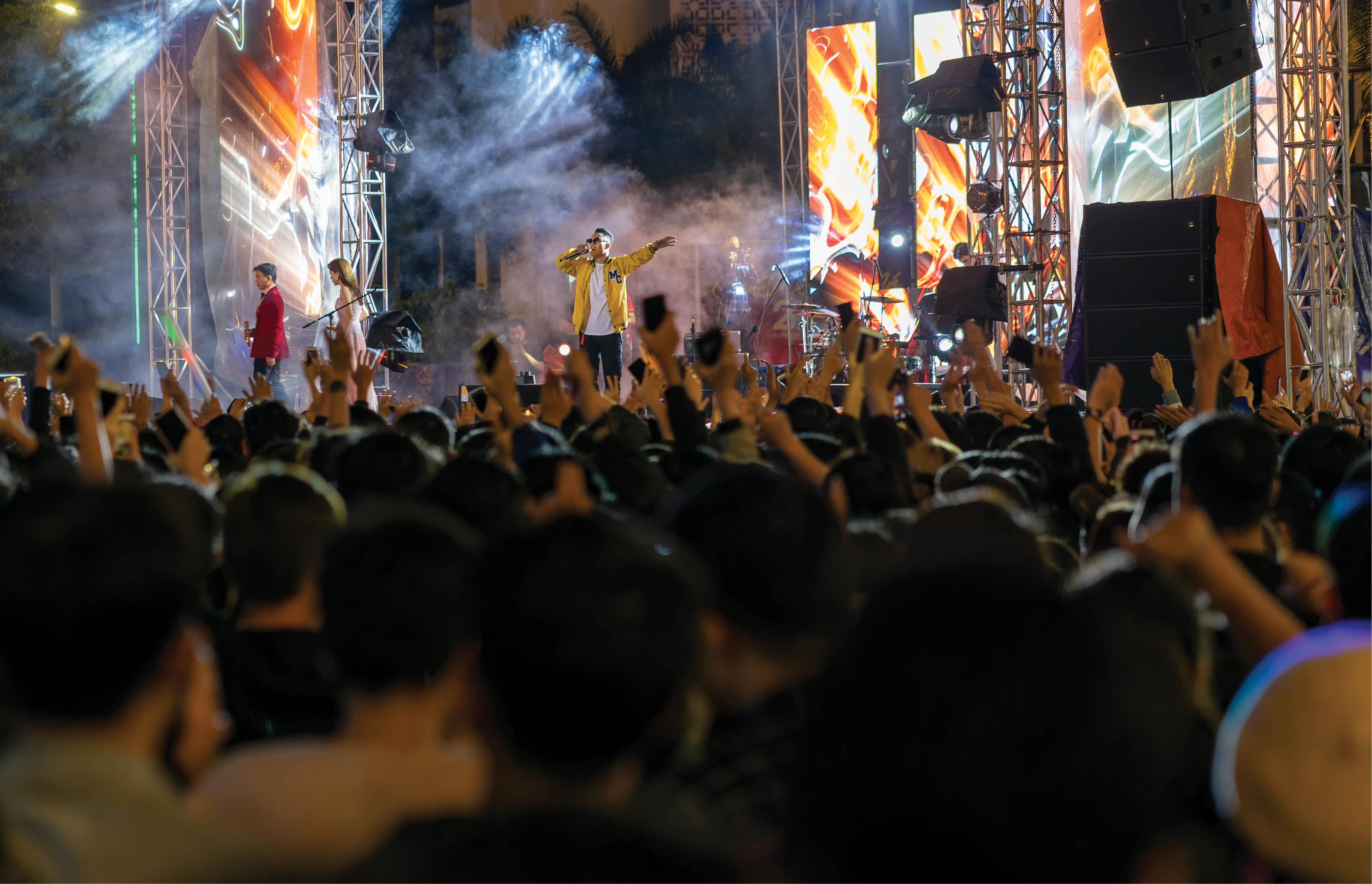 Phải mới để đón nhận cái mới