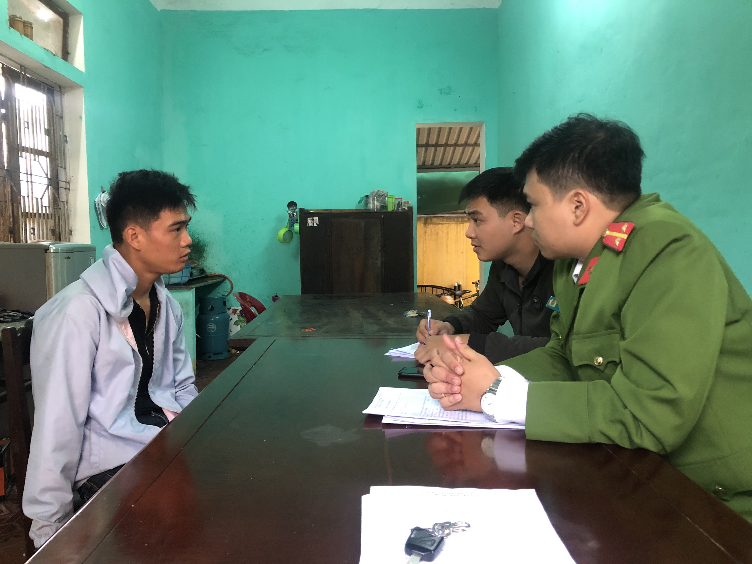 Bắt nhóm đối tượng thực hiện hàng loạt vụ trộm xe đạp điện