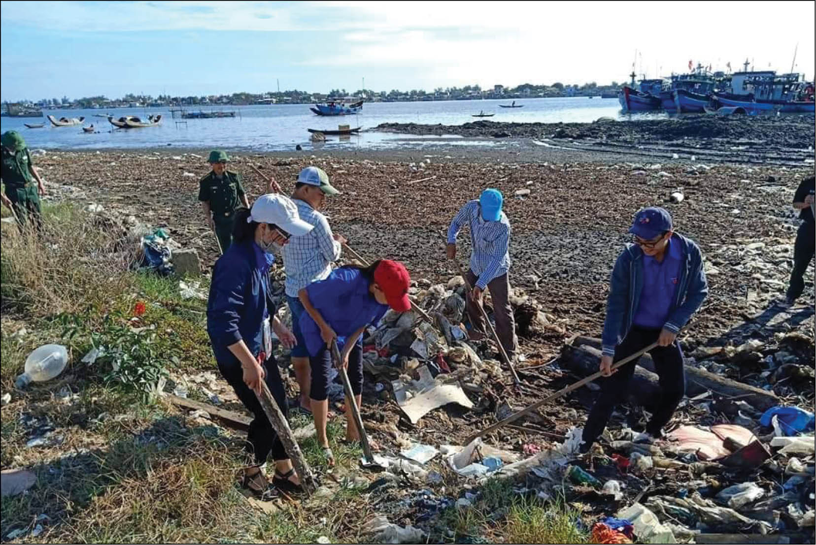 Thuận An sạch, sáng hơn từ Ngày Chủ nhật xanh