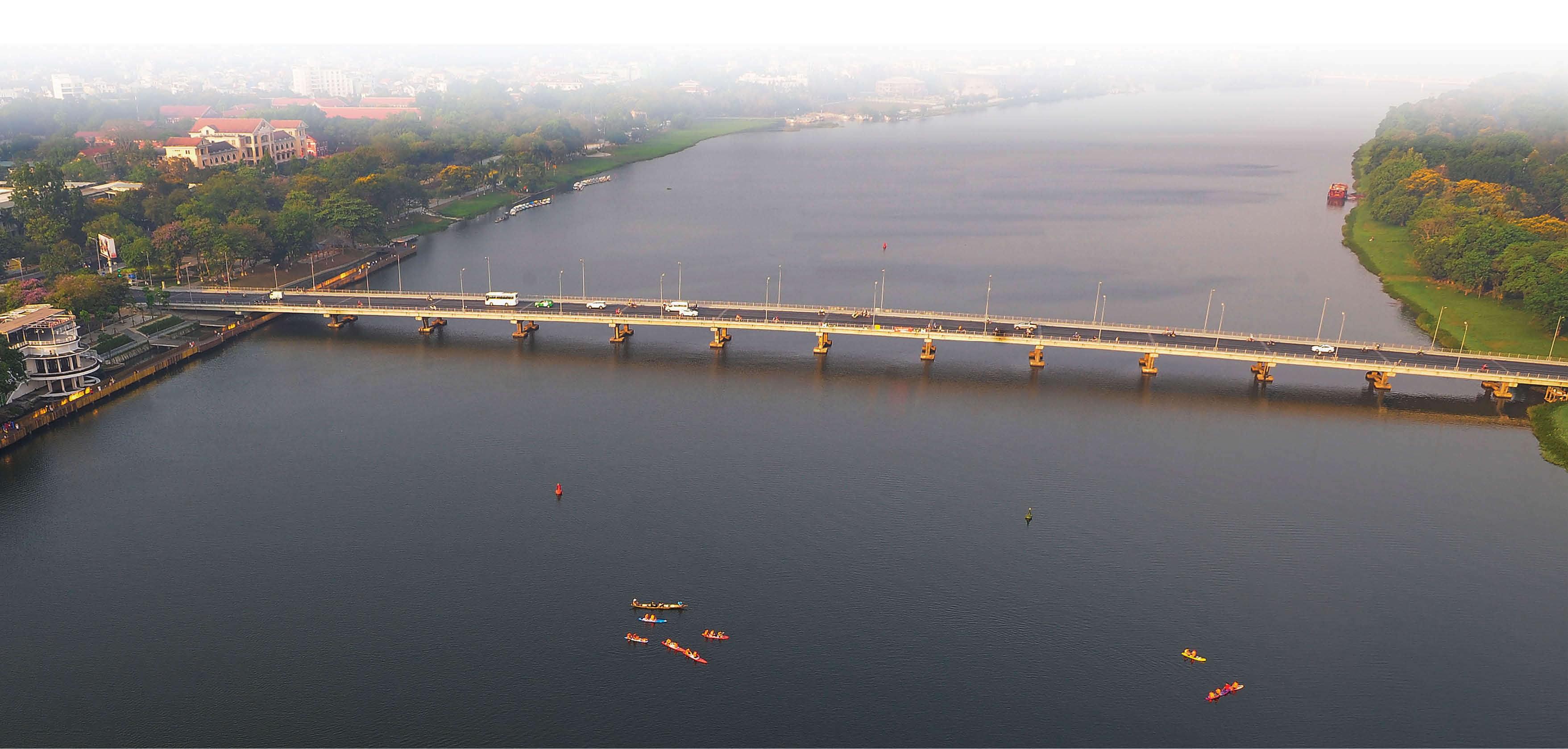 Từ dọn rác đến xây dựng dịch vụ đô thị thông minh…