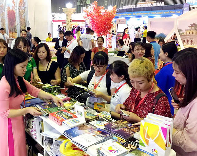 Thêm liên kết, thêm sản phẩm