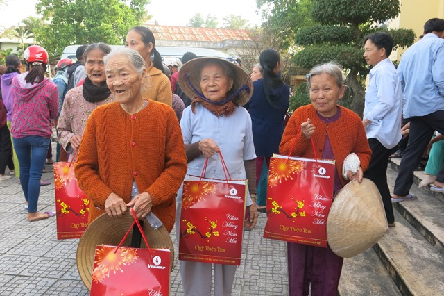 Hơn 17 tỷ đồng trợ giúp các đối tượng chính sách dịp Tết Nguyên đán