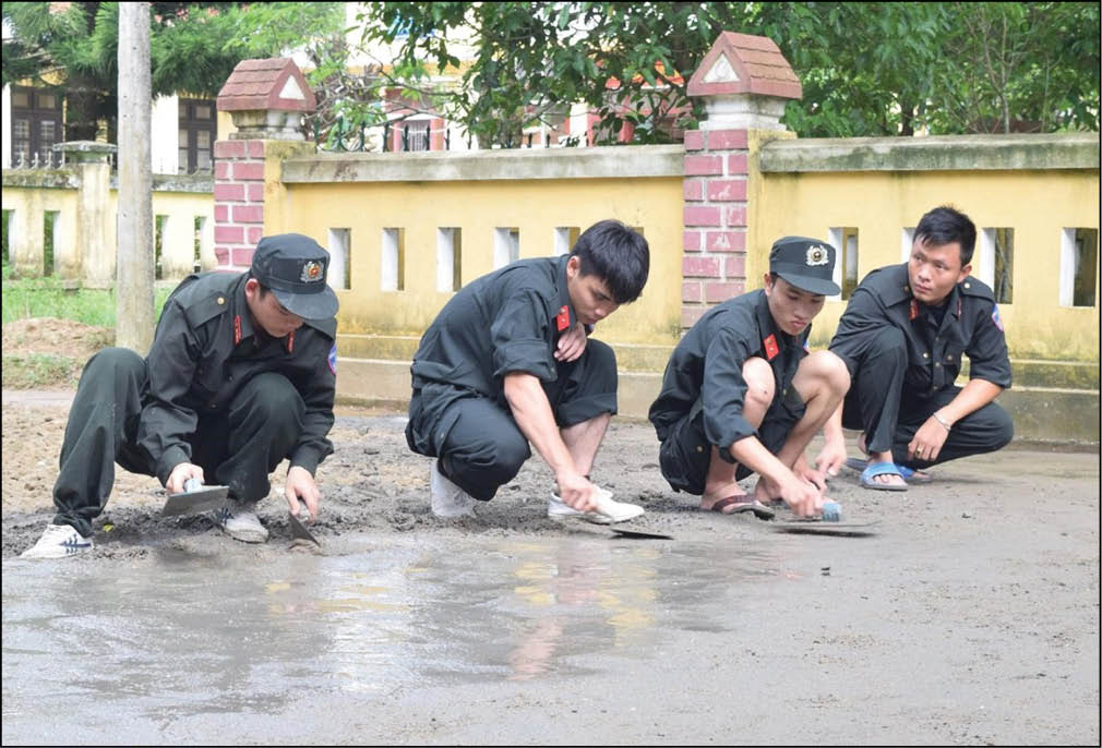 Ân tình của các chiến sĩ công an trẻ