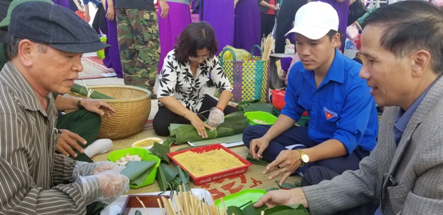 Khai mạc chương trình “Tết Huế”