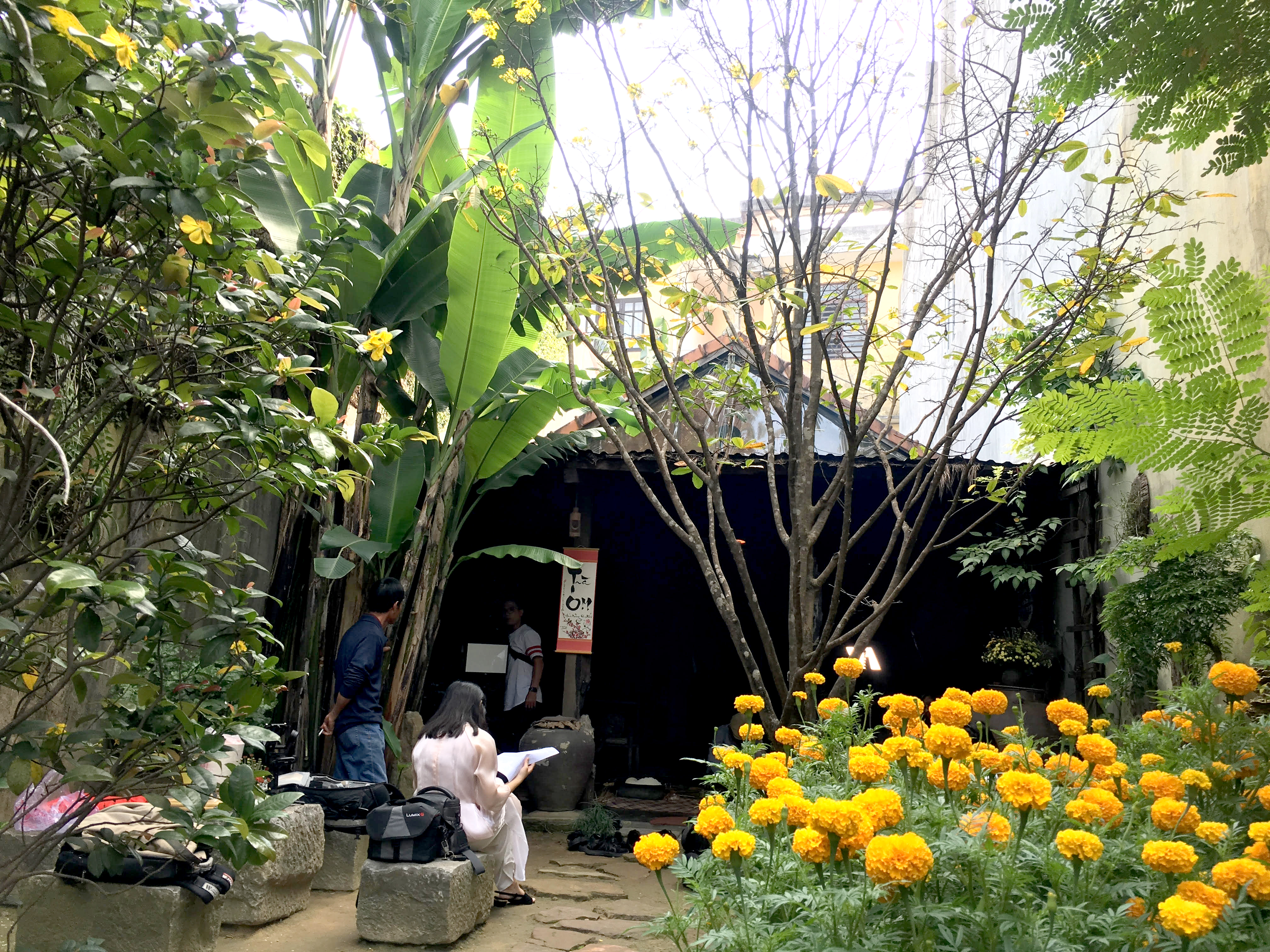 Quê xưa tháng chạp xuân về