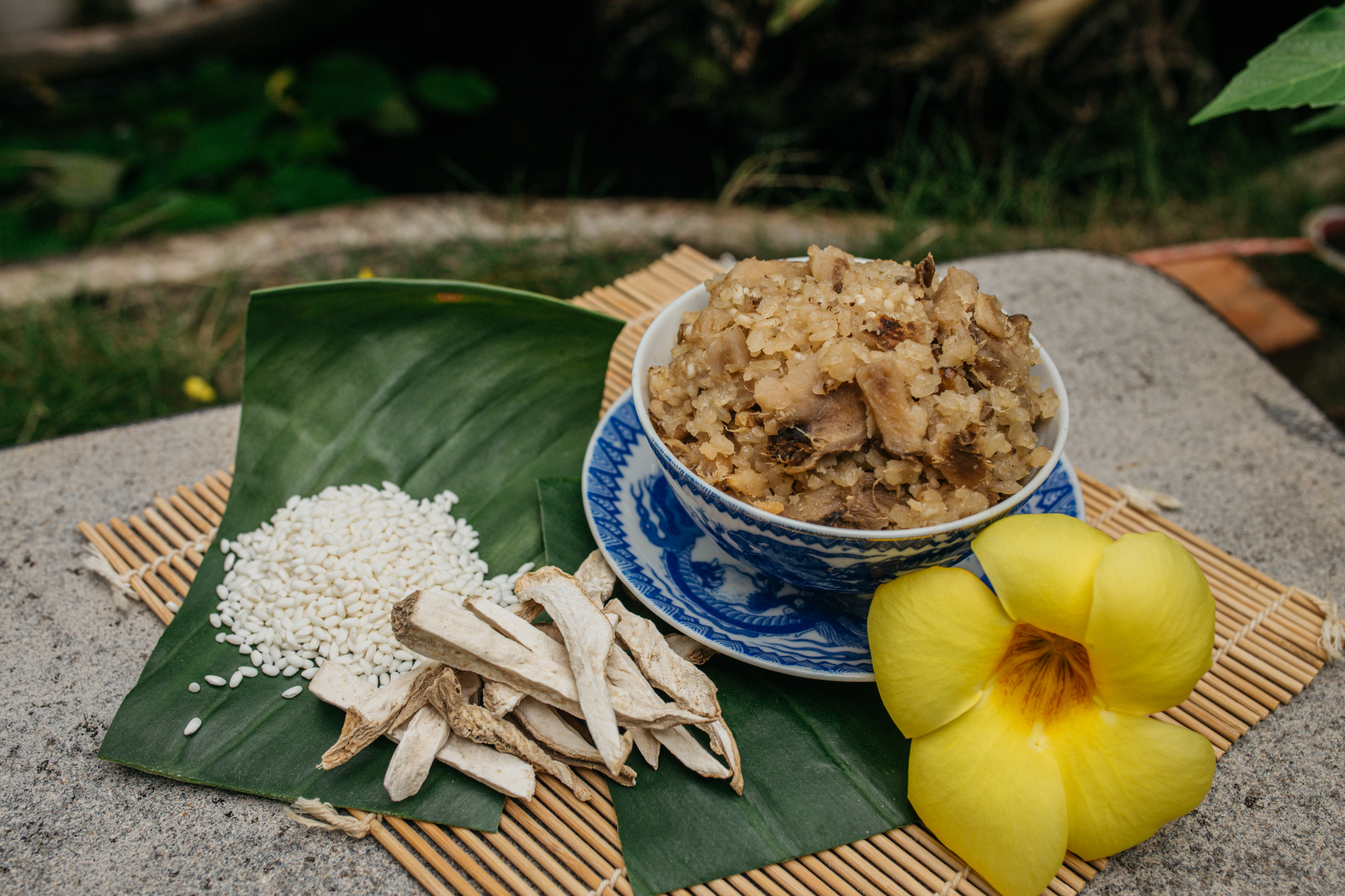 Sweet potato sticky rice of Nong village