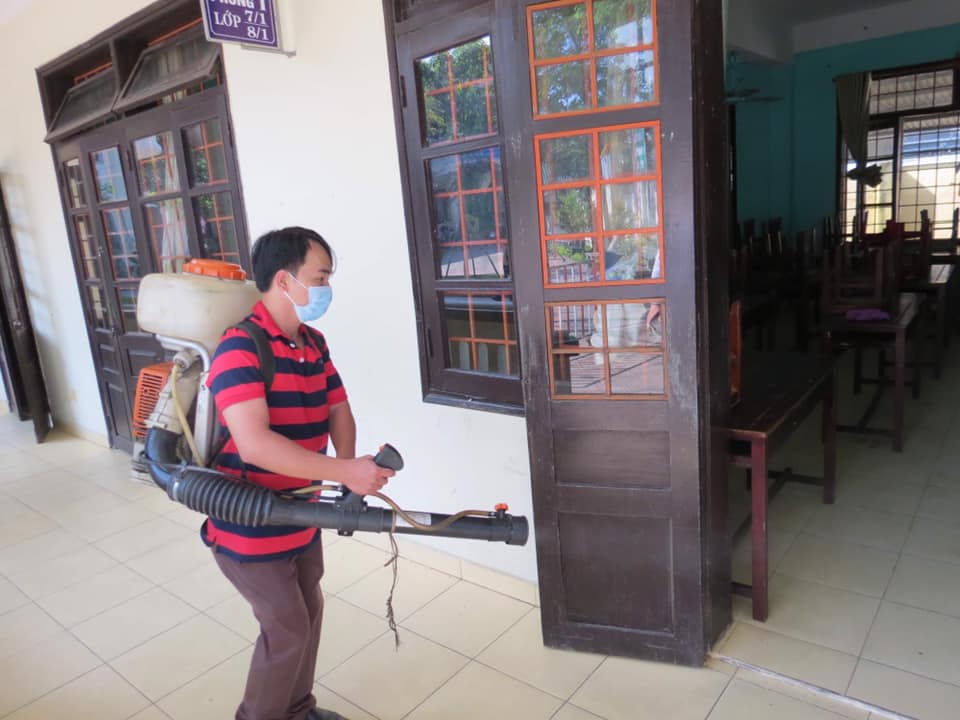 Học sinh vẫn đi học bình thường, khuyến khích mang khẩu trang đến trường