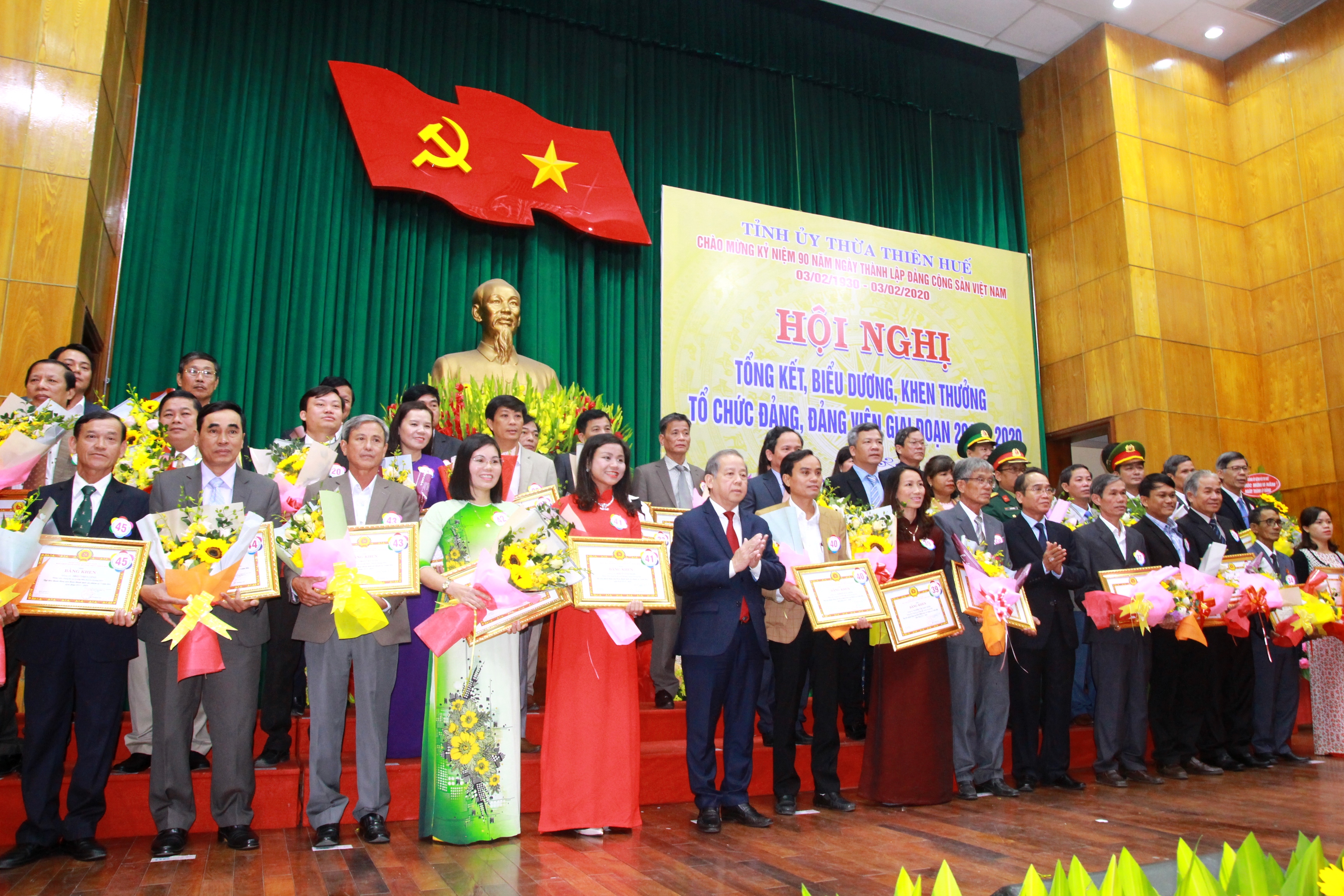 Không ngừng đẩy mạnh công tác xây dựng, chỉnh đốn Đảng