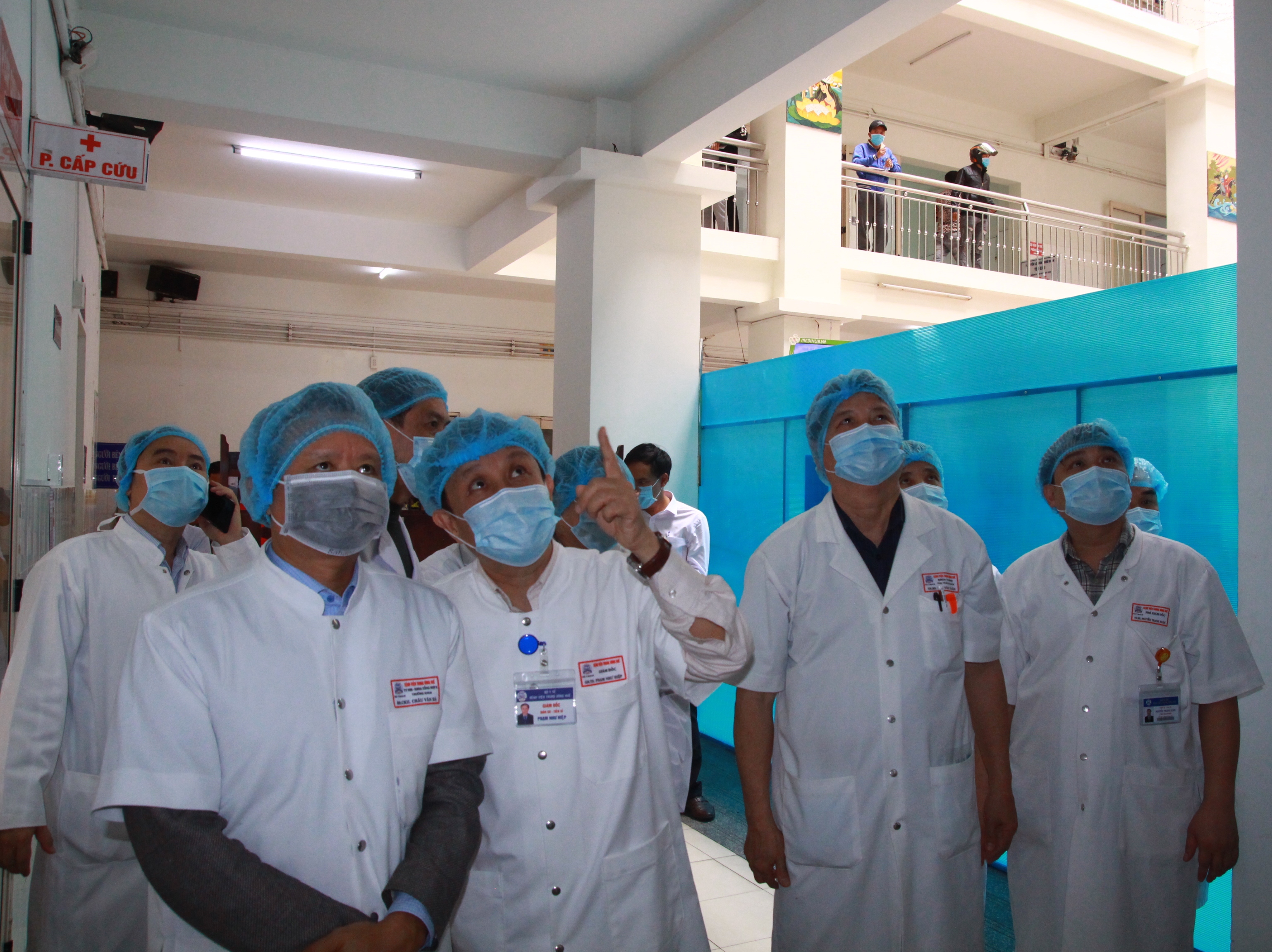 Bí thư Tỉnh ủy kiểm tra công tác phòng tránh dịch corona