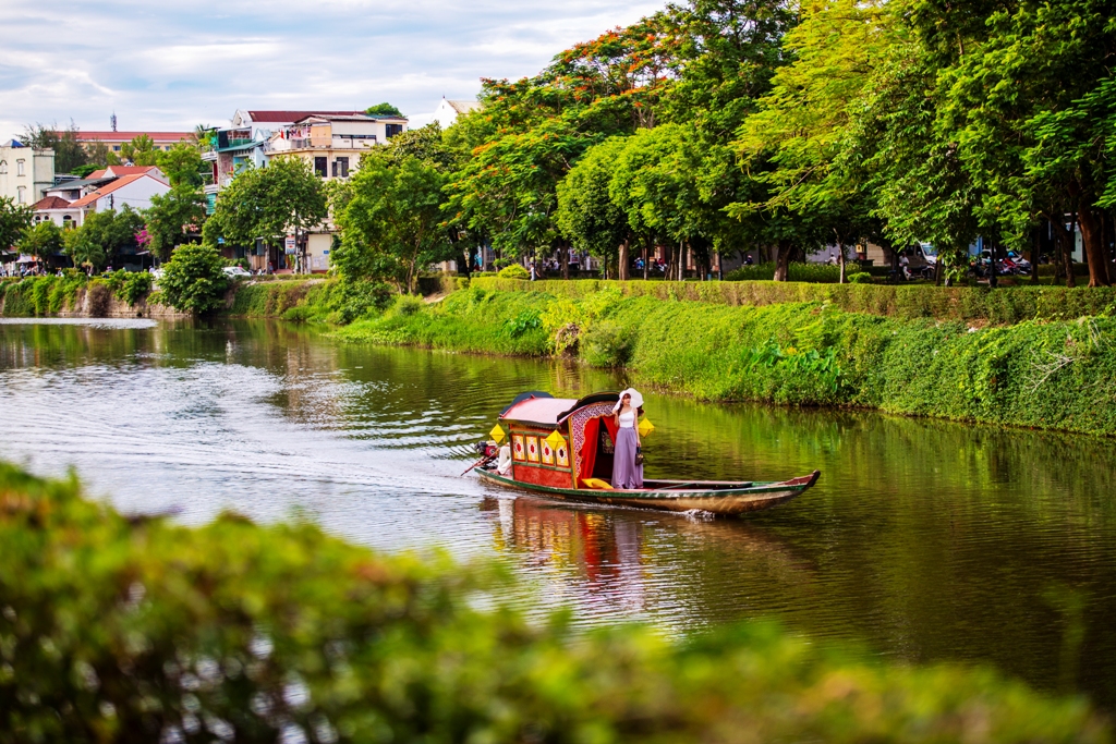“Gái già lắm chiêu 3” - Bộ phim Việt cán mốc 100 tỉ nhanh nhất mọi thời đại