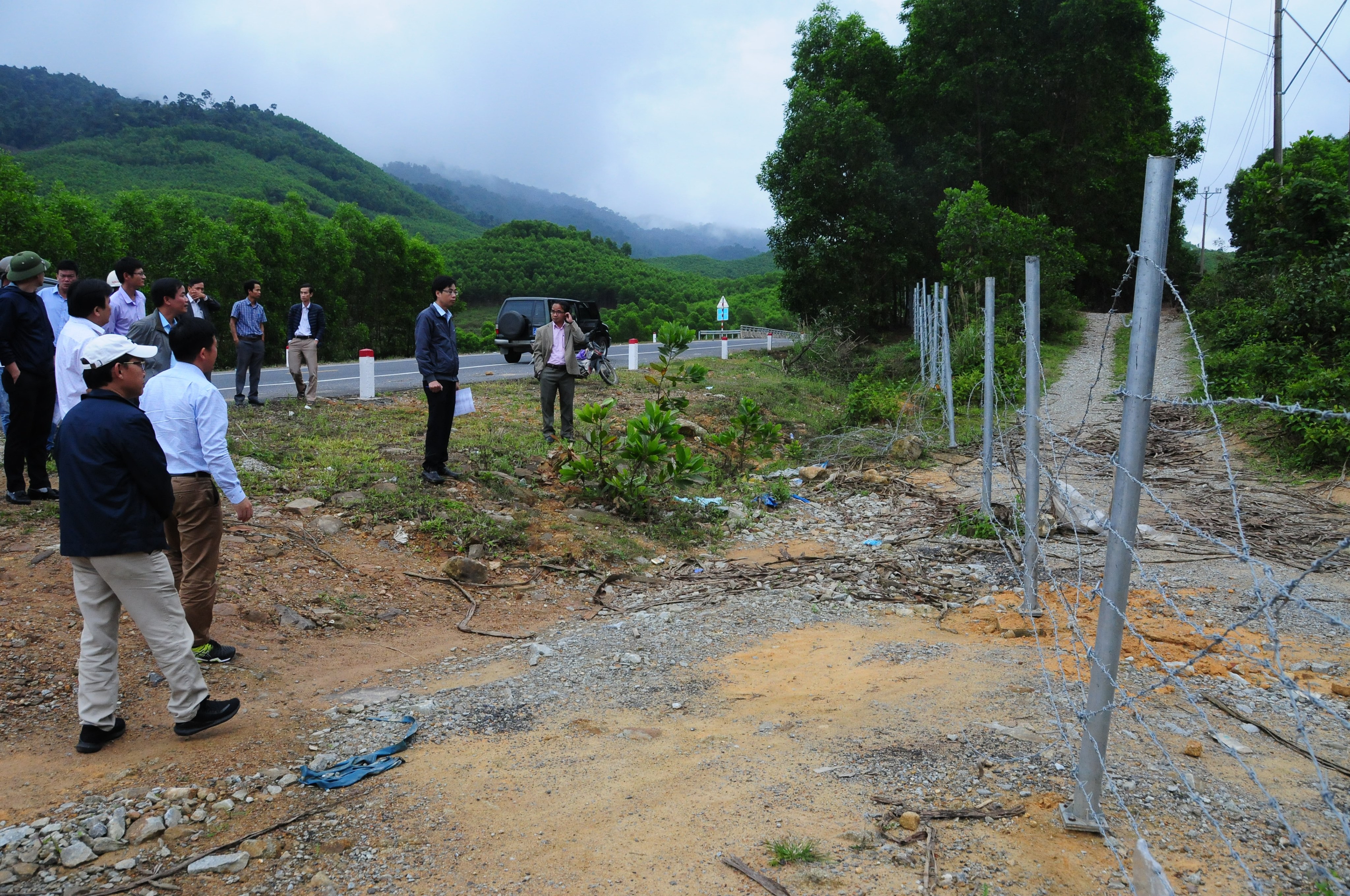 Điều tra, xử lý nghiêm các đối tượng có hành vi phá hoại hàng rào trên cao tốc La Sơn - Túy Loan