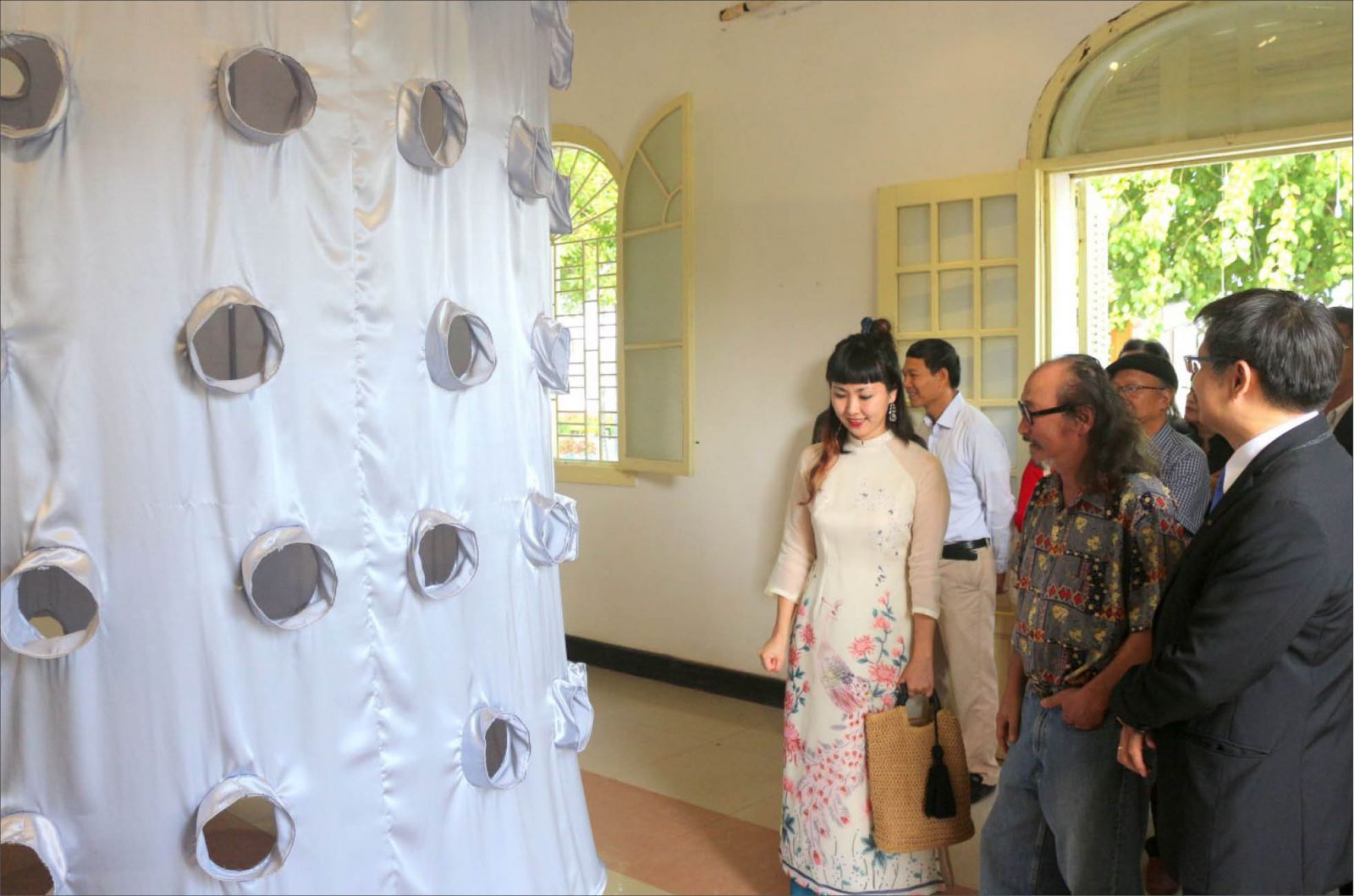 Coming to Hue to create art