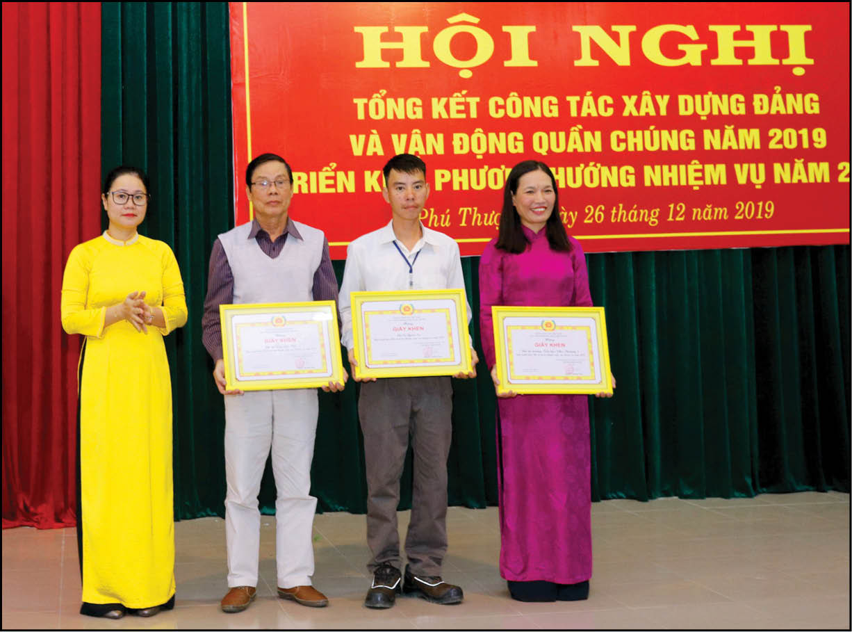 Vững mạnh từ đồng thuận, nêu gương