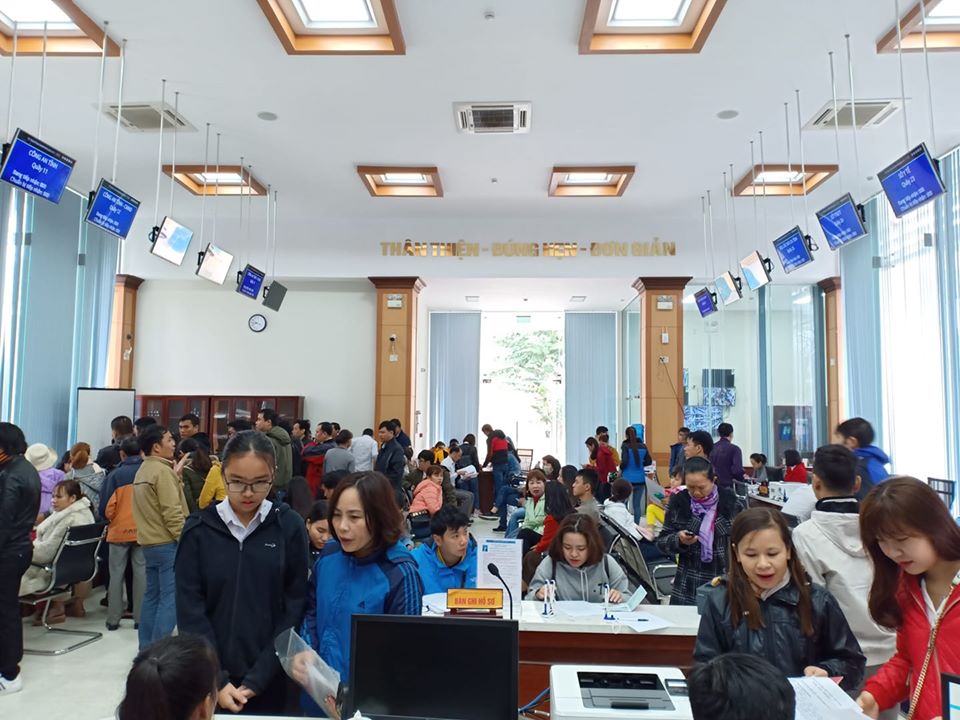 Giảm 50 cước chuyển phát khi tham gia giải quyết thủ tục hành chính trực tuyến