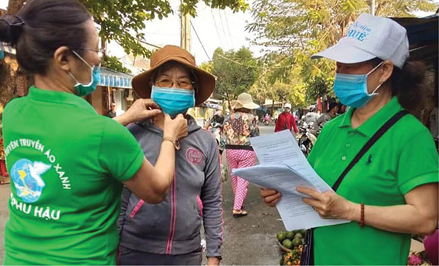 Cùng vào cuộc đẩy lùi dịch bệnh