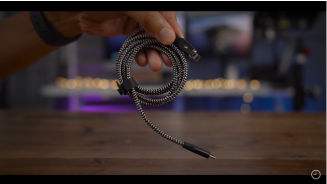 Cáp sạc vô cực với khả năng cấp nguồn điện 100W