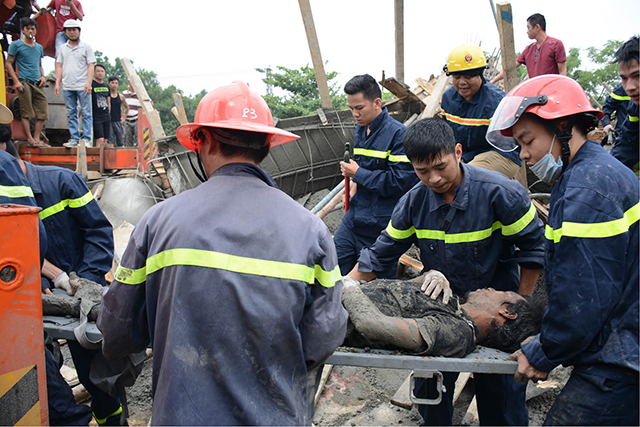 Những người lính cứu nạn, cứu hộ