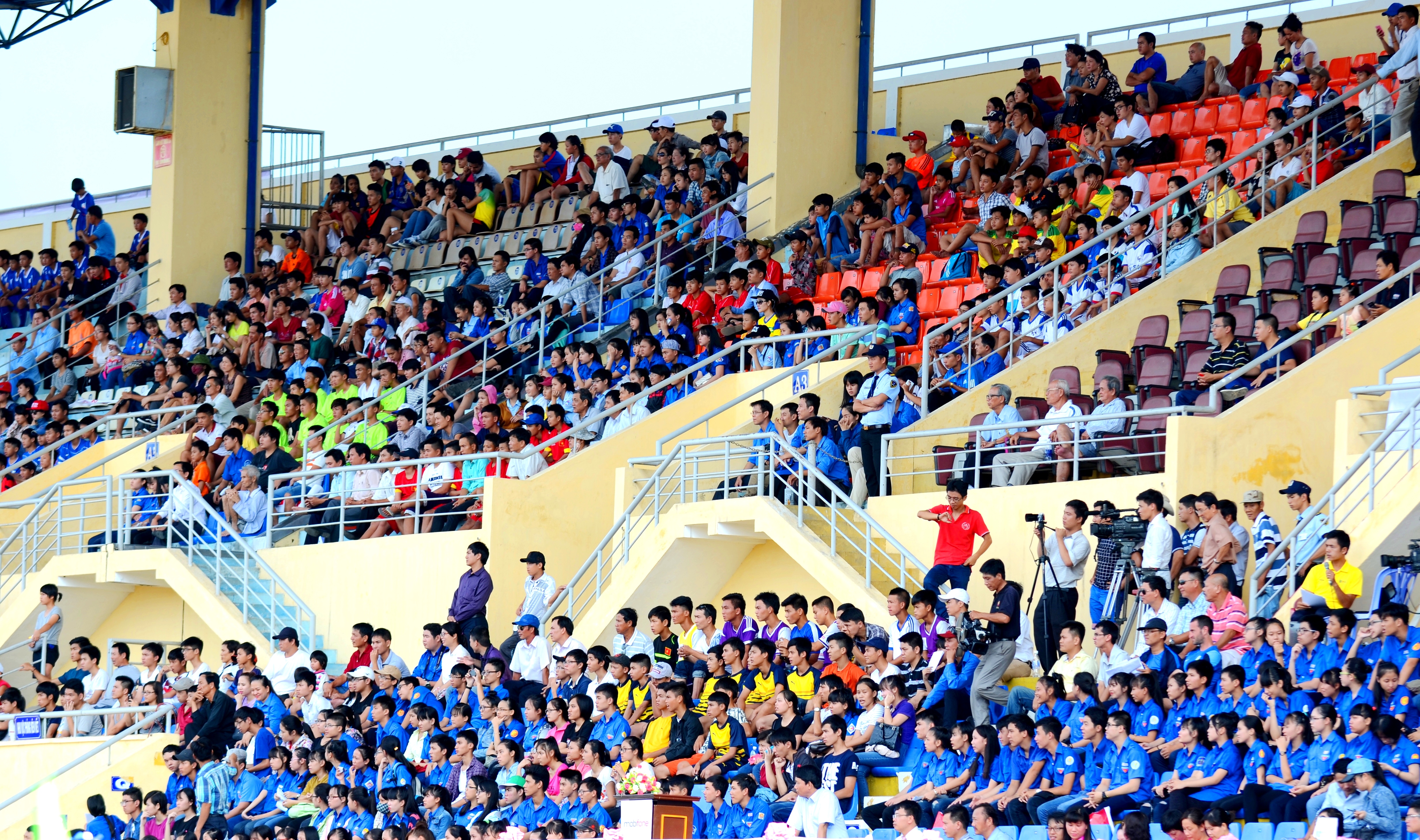 Vòng 1 giải hạng Nhất nhiều khả năng thi đấu không khán giả vì COVID-19